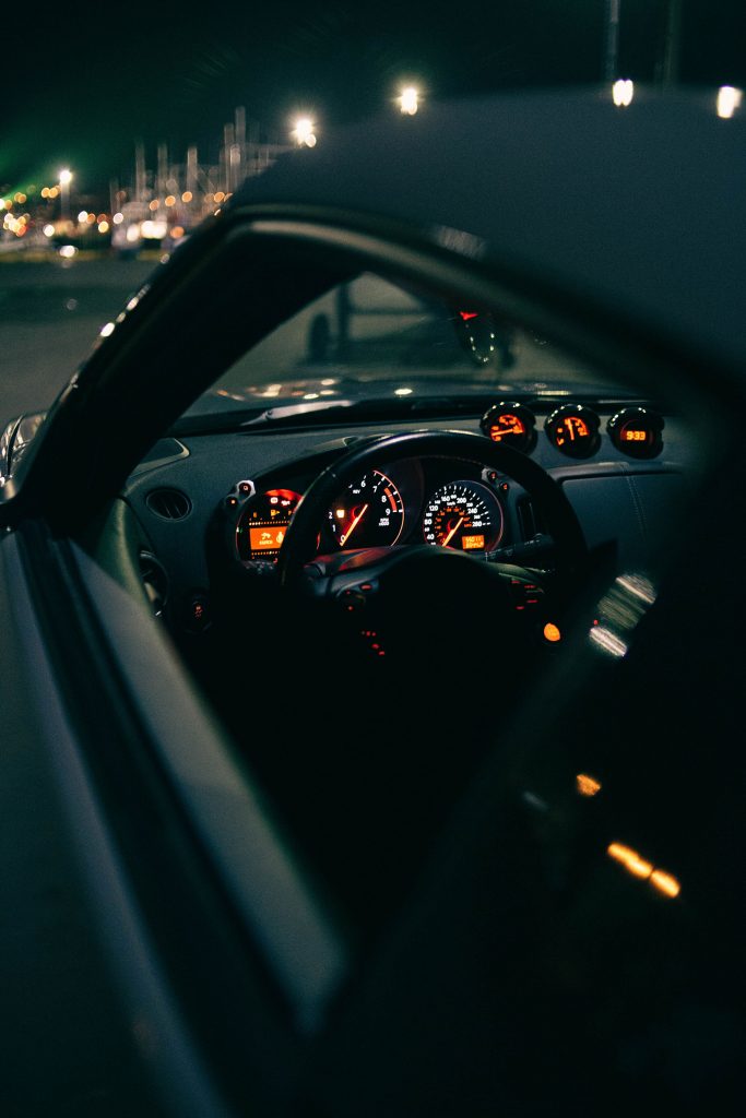 auto in het donker